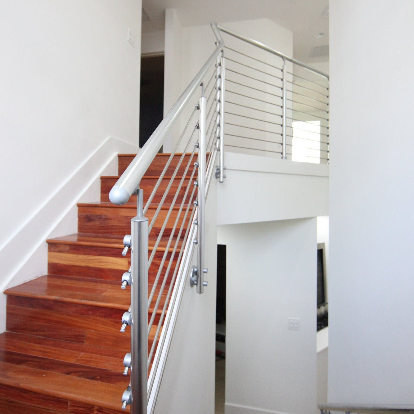 Prova PA22 Galvanized Steel Hex Screws for Posts - Wood (4 per pack)