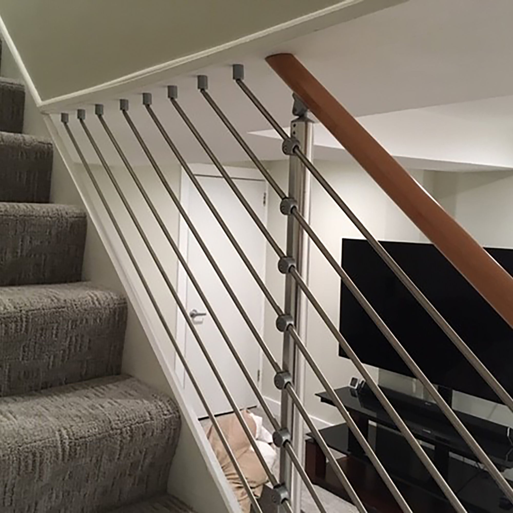 Prova PA10 Stainless Steel Tube Infill Connector/Elbow Lifestyle