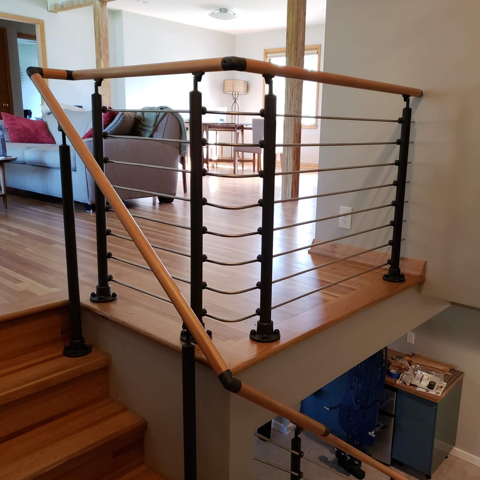 Prova PA25 90 Degree Corner for Steel Cable or Steel Tube In-FILL Lifestyle