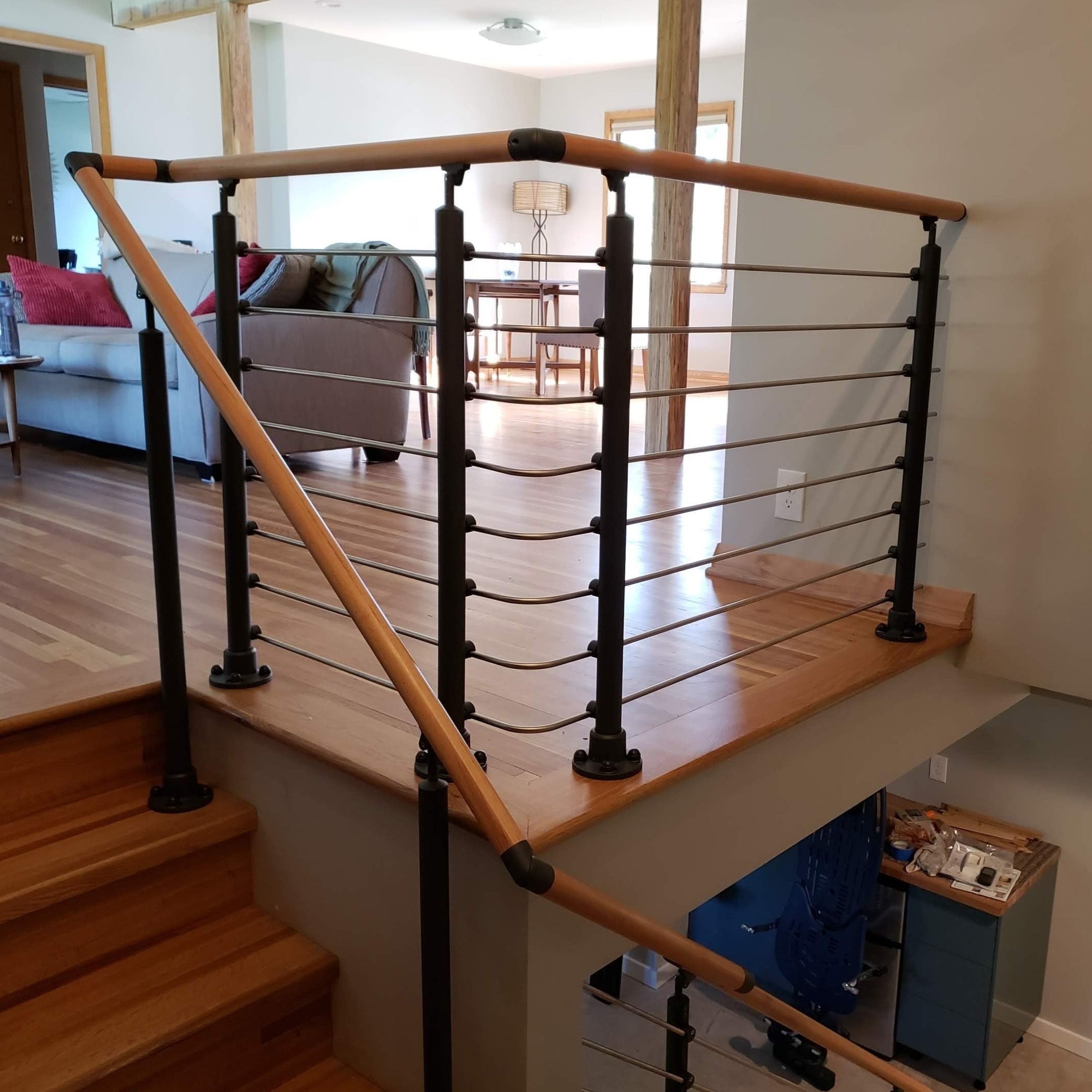 Prova PA25a 90 Degree Corner for Steel Cable or Steel Tube In-FILL Lifestyle